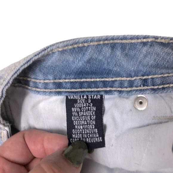 NEW Vanilla Star Light Wash Distress Short Size 3 - Picture 4 of 7